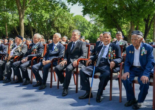 Har biriga 30 milliondan: O‘zbekistonda Xotira va qadrlash kuni munosabati bilan faxriylar taqdirlanadi