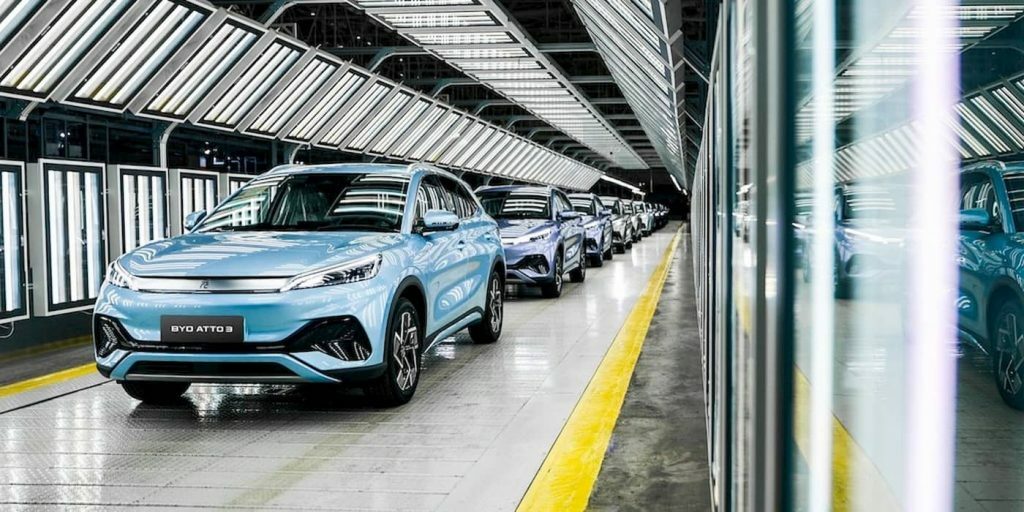 YIdan Xitoy elektromobillariga “urush”: Mercedes, BMW va Volkswagen urushga mutlaqo qarshi