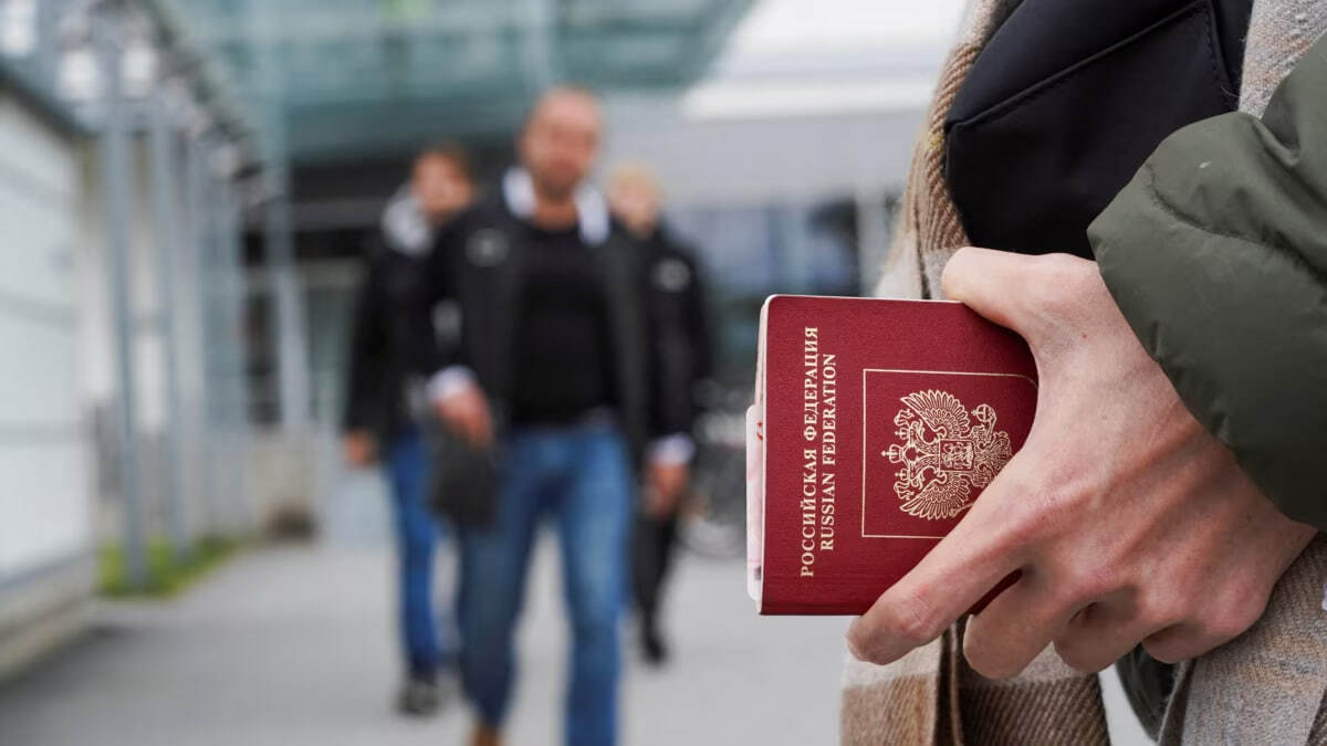 Теперь имущество уехавших из России может быть конфисковано