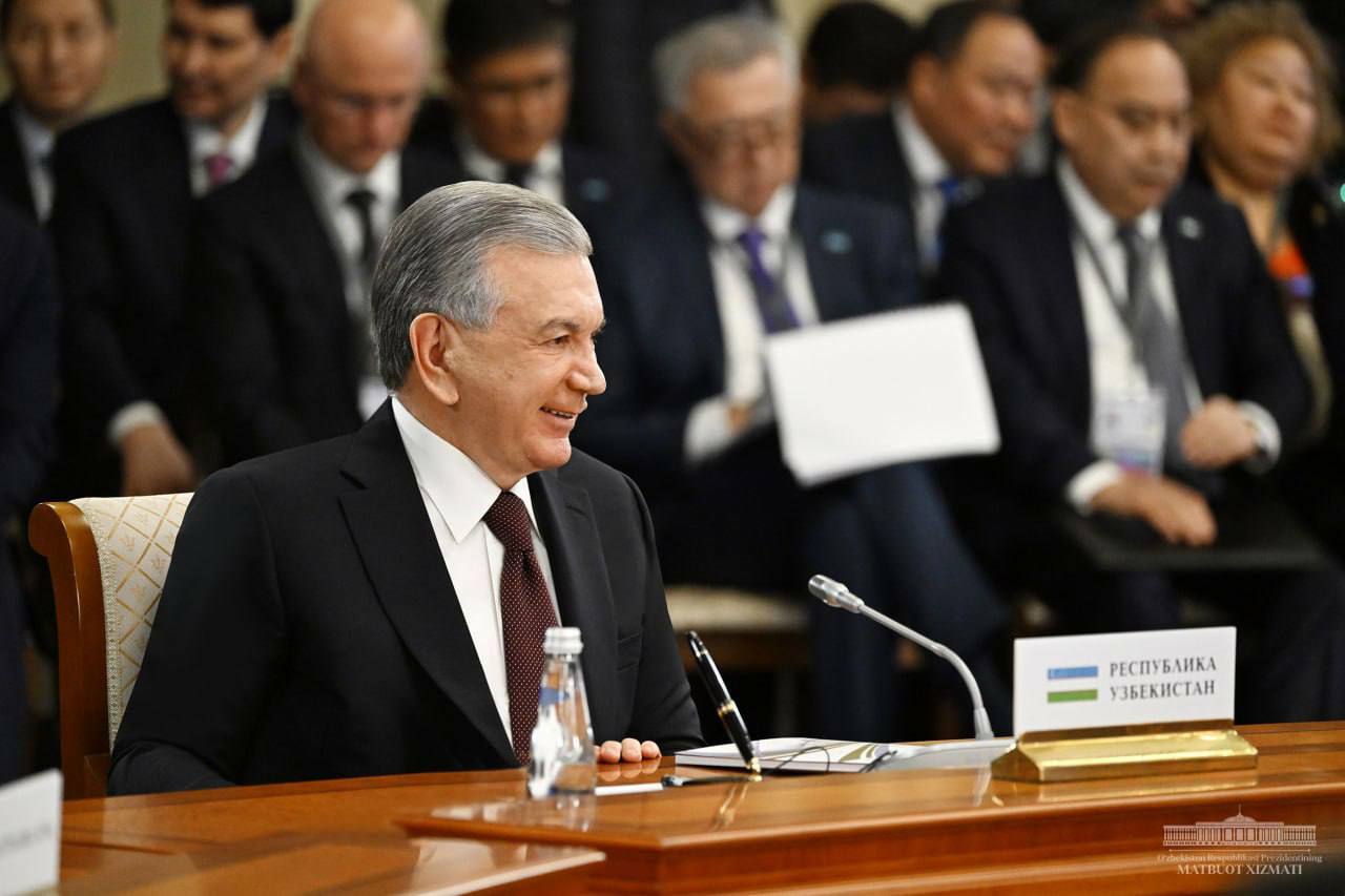 Mirziyoyev YOII davlatlari fuqarolariga O‘zbekistonga kirishni osonlashtirmoqchi