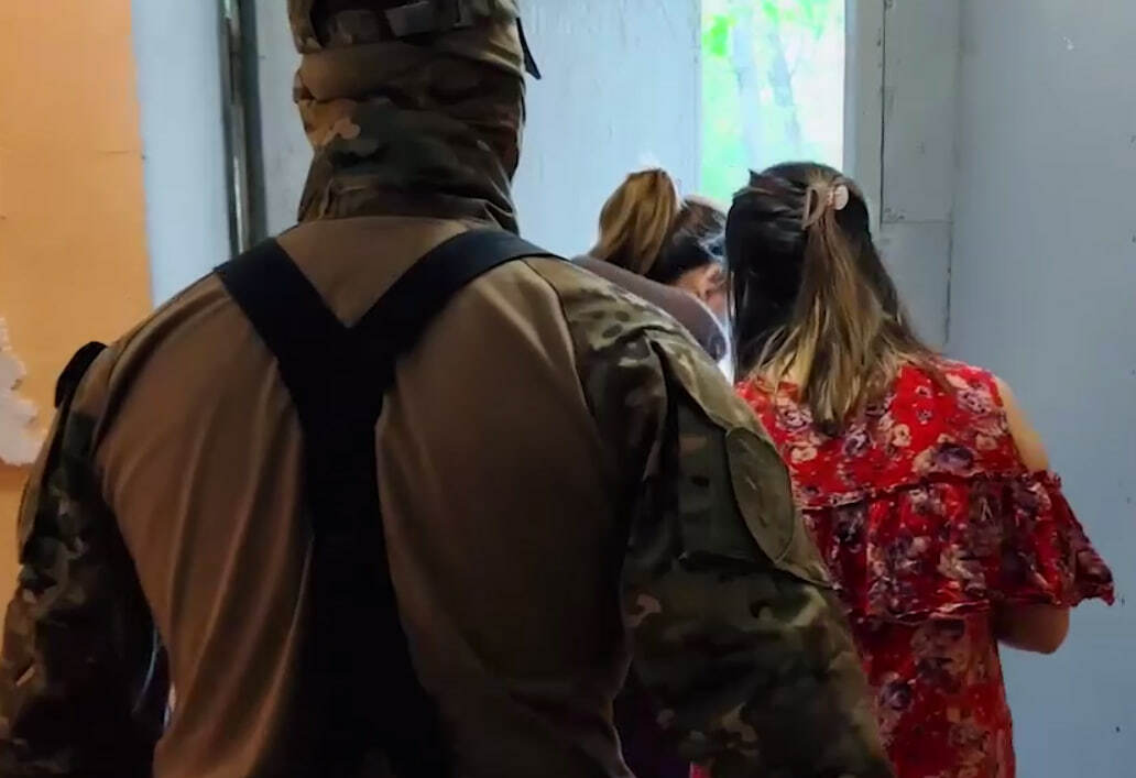 Rossiyada noqonuniy migratsiya faoliyatini tashkil qilgan o'zbekistonlik opa-singillar qo'lga olindi
