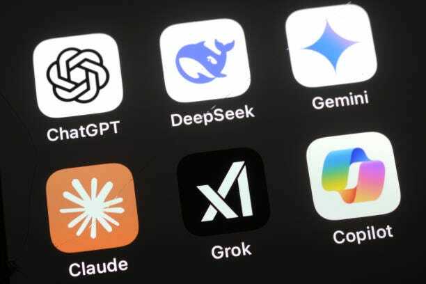 Sun’iy intellektning “odob” niqobi: Chat-botlar insonni xudbinlikka yetaklayaptimi?