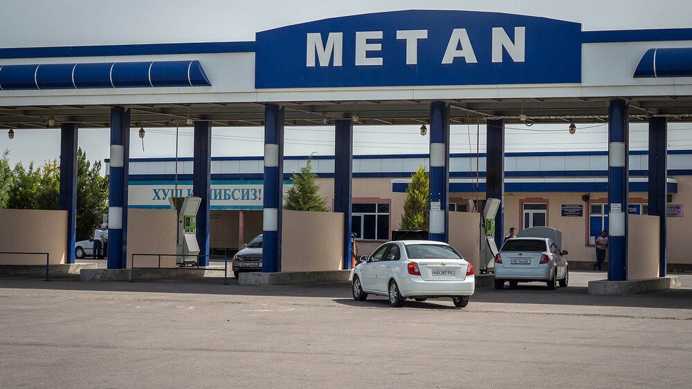 Газ заправкаларнинг иш вақти яна чекланди