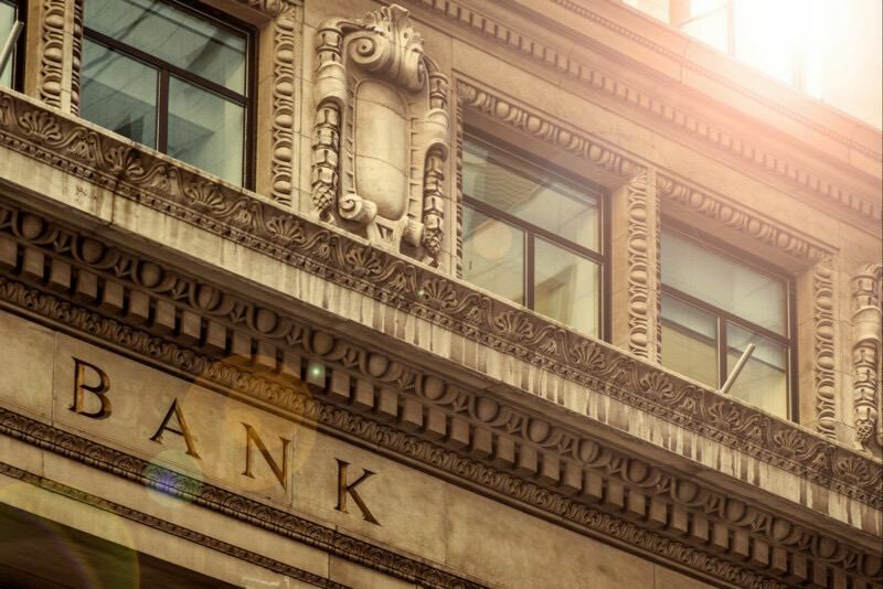 Ustav kapitali talabini bajarmagan banklar mikromoliya bankiga aylanishi mumkin