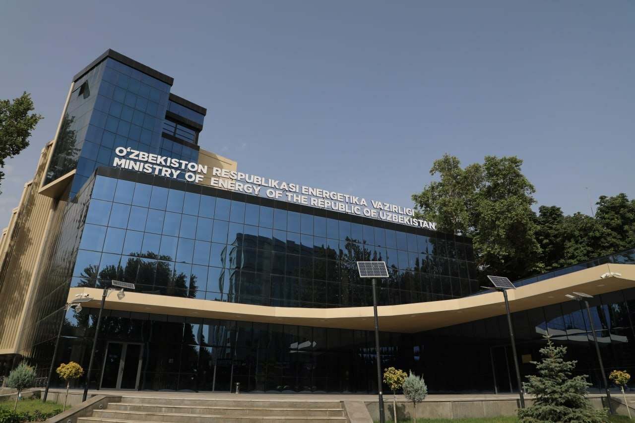 Bir kg koʻmirdan 8 kVt⋅soat emas, balki 0,8 kVt⋅soat elektr energiyasi ishlab chiqariladi