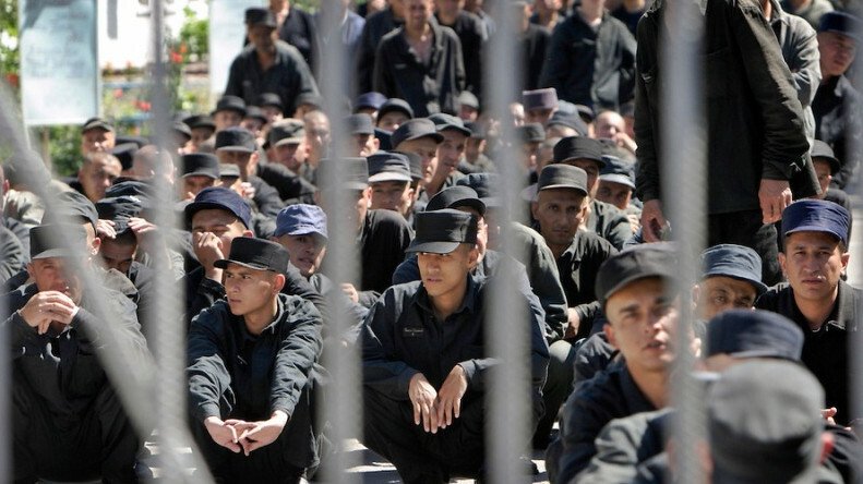 Mirziyoyev 483 nafar mahkumni afv etdi