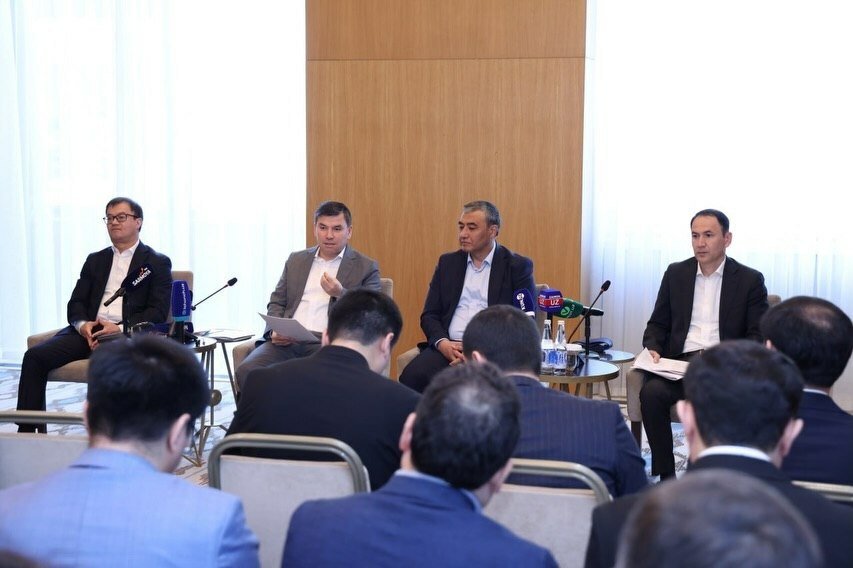 “Naqd puldan voz kechiladi”: O‘zbekiston iqtisodiyotida yangi raqamli davr boshlanmoqda