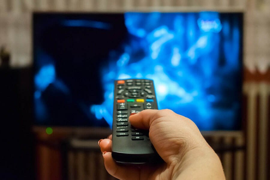 Kuchayib borayotgan senzura: Endilikda serial, multfilm, kino, qo‘shiq va kliplar ma’naviy ekspertizadan o‘tkaziladi