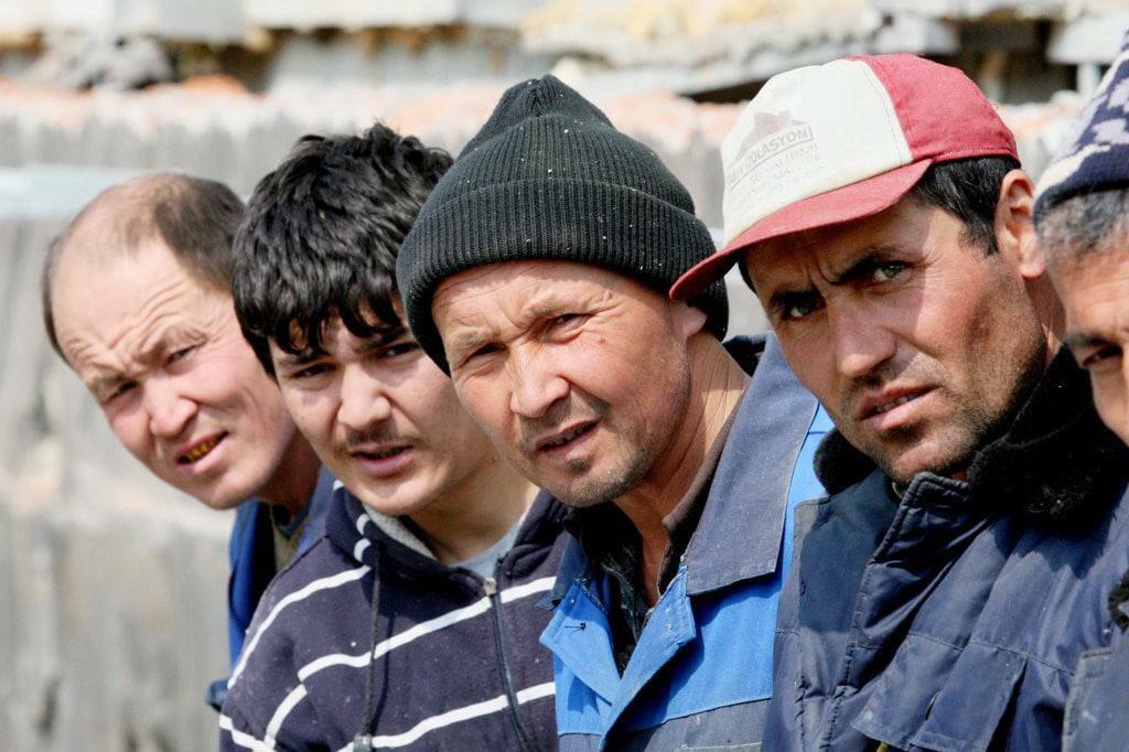 So‘rovnoma: Rossiya kompaniyalari xorijlik ishchilar yetishmasligidan shikoyat qilmoqda