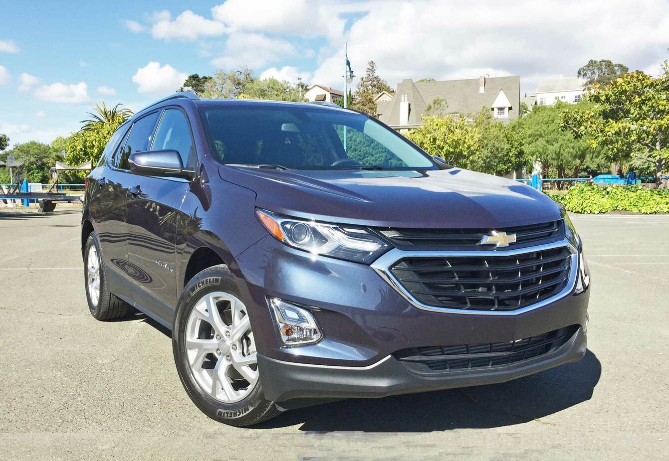 “UzAuto” “Equinox”ни 22,8 мингдан доллардан олиб, 34 минг доллардан пуллаётган экан