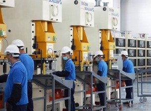 UzAutoMotors Хоразмдаги янги пресс-мажмуани ишга туширди. У йилига 20,5 миллион долларлик импорт ўрнини босади4