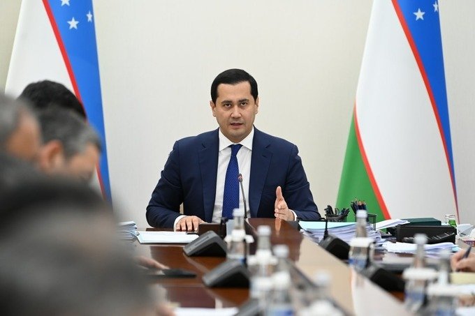 "Олмалиқдаги ғишт заводи газ тармоғига ноқонуний уланган. Вилоят прокурори Президент Администрацияси масъулларидан шу заводни тармоқдан узмасликни сўраган" — Сардор Умурзаков