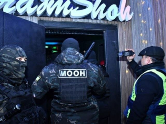 “Oriat” reydlari: Bu galgi tekshiruvlar karaoke, bar, tungi klub va saunalarda boʻldi