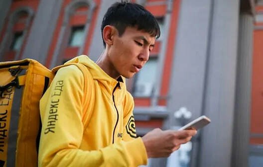 O‘zbekistonda gig iqtisodiyoti: frilanserlar qanday muammolarga duch kelmoqda?