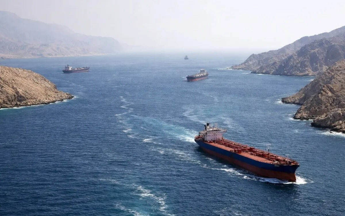 Hormuz bo‘g‘ozi vaqtinchalik erkinlikka yuz tutdi