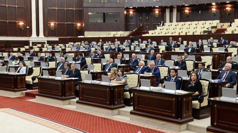 Deputatlikka nomzodlar orasida pedogoglar ulushi koʻproq