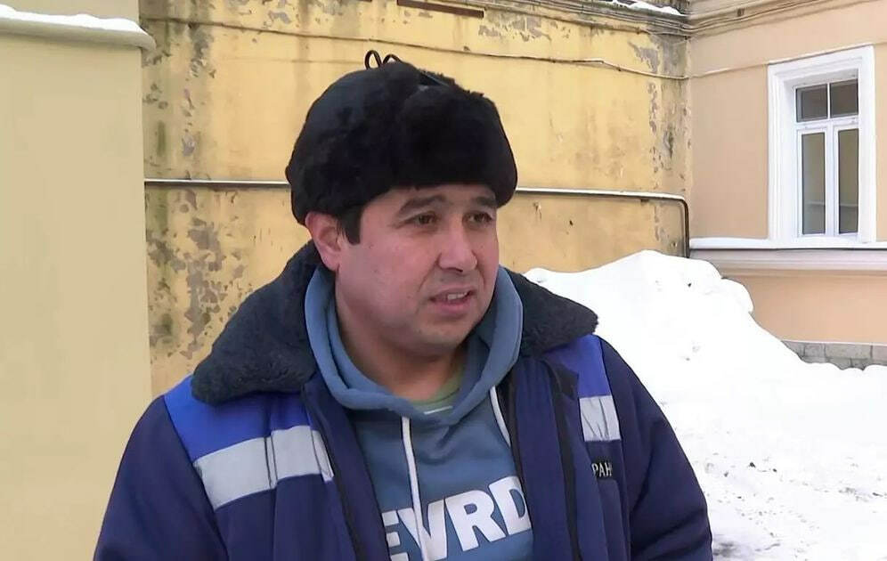 Sankt-Peterburgda bolani qutqargan hamyurtimizga Oʻzbekistonga qaytish uchun chipta taqdim etildi