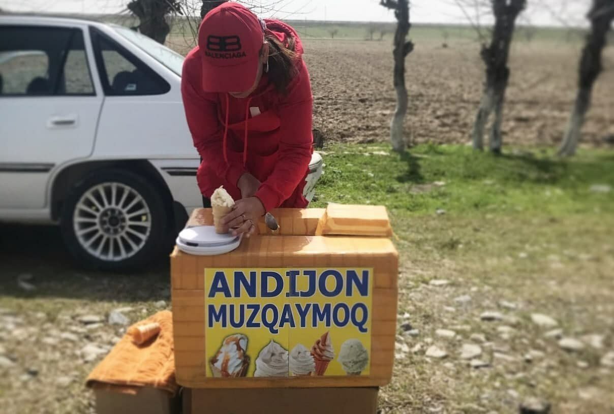 Sanepidqoʻmita reydi: Yoʻl chetida sotilayotgan muzqaymoqlarda stalifilokokk bakteriyasi aniqlandi