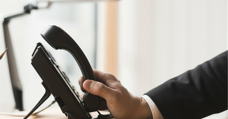 Ishonch telefonlari ko‘zbo‘yamachilik uchun(mi?)