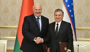 Мирзиёев Лукашенкони ғалаба билан қутлади
