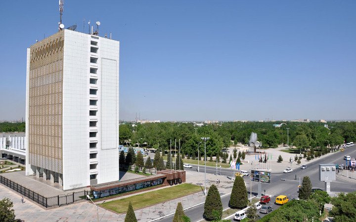 В Навои запустили производство смартфонов «Узбекистан»