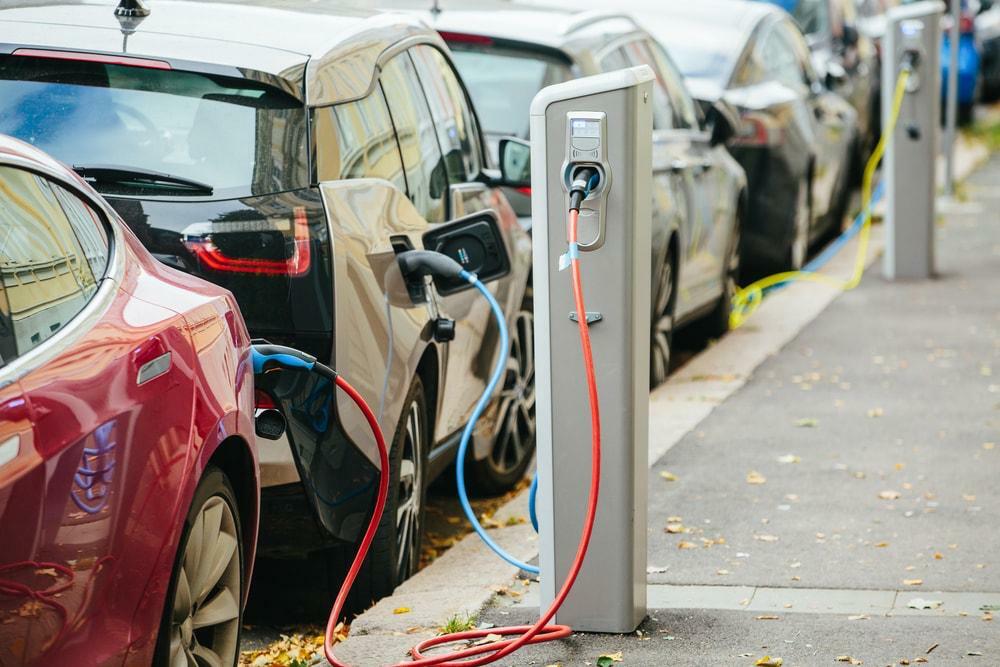 2030-yilgacha O‘zbekistonda har uchta mashinaning biri elektromobil bo‘lishi mumkin — BCG