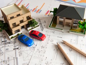 Ўзбекистонда кўчмас мулк ва автомобилга бўлган талаб ўсгани айтилди