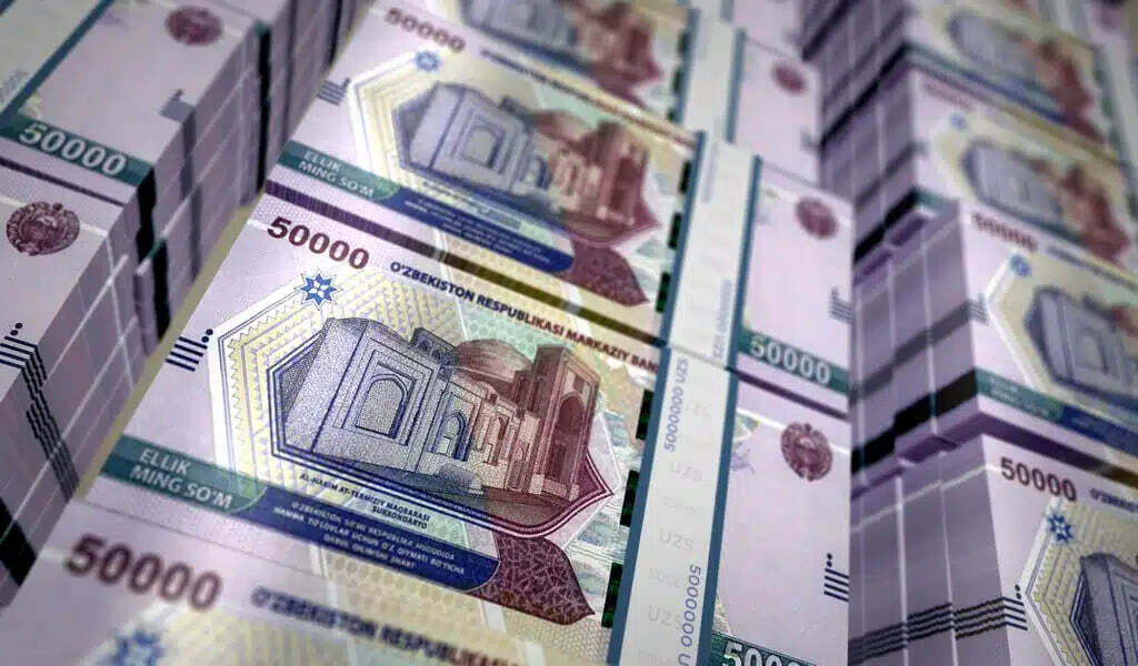 50 ming So'm