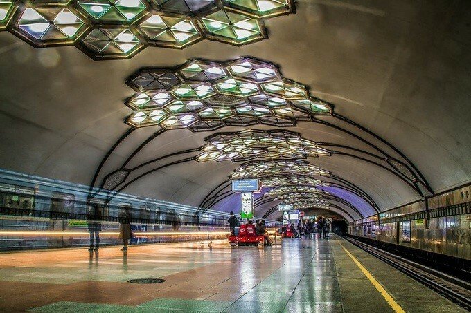 Toshkent metropolitenidan bir kunda qancha odam foydalanadi?