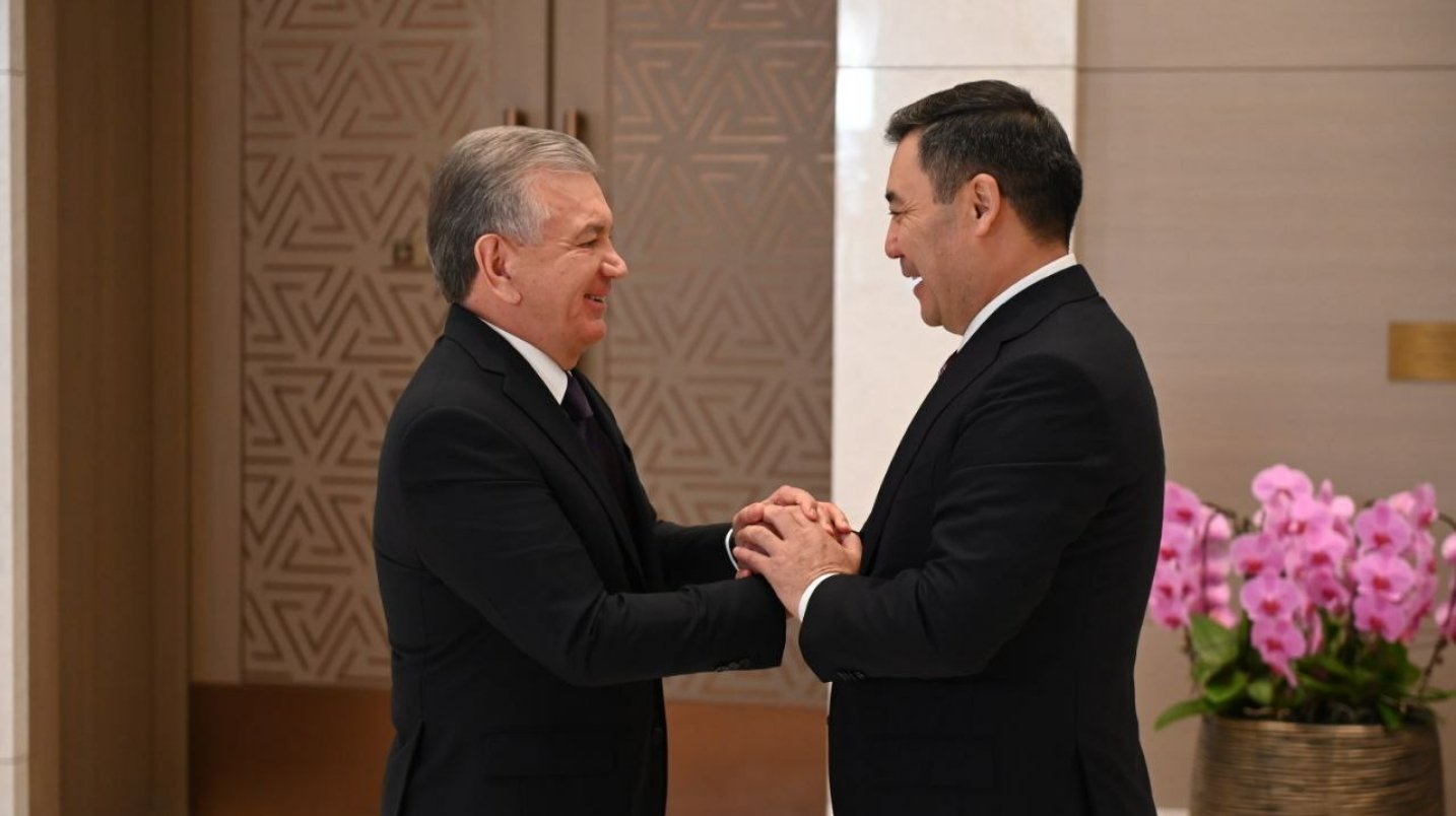 Sadir Japarov va Shavkat Mirziyoyev