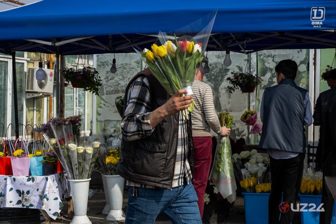 Bozor, ko‘cha, uy va yo‘l so‘ngida qalblarga — 8-mart O‘zbekiston "gulladi"