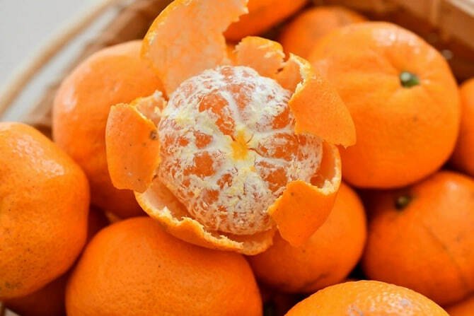 Bir vaqtda ko‘p mandarin iste’mol qilish oqibatlari: diareya, allergiya yoki oshqozonga shikast yetadi